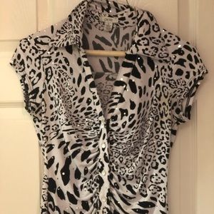 Cache brand size small